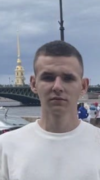Глеб Мякичев на фотографии из публикации ВК 2022 года